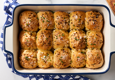 Petits pains à la ciboulette